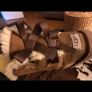 Cute bailey bow low Uggs